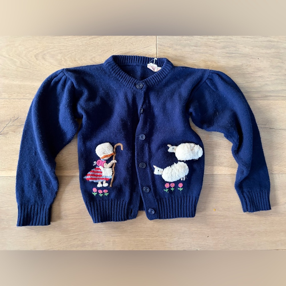 Vintage embroidered crochet sheep cardigan little Bo peep- size medium 6